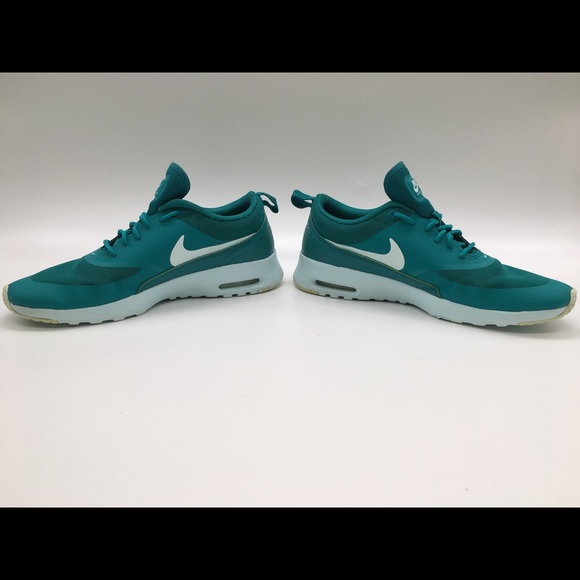 ❗️SOLD❗️Ladies Nike Air Max Thea Athletic Shoe - Picture 5 of 8